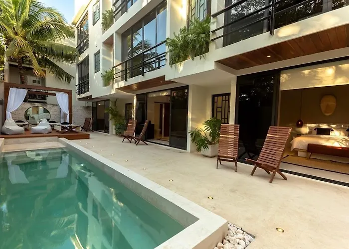 Hotel Harrisson Mansion 4*